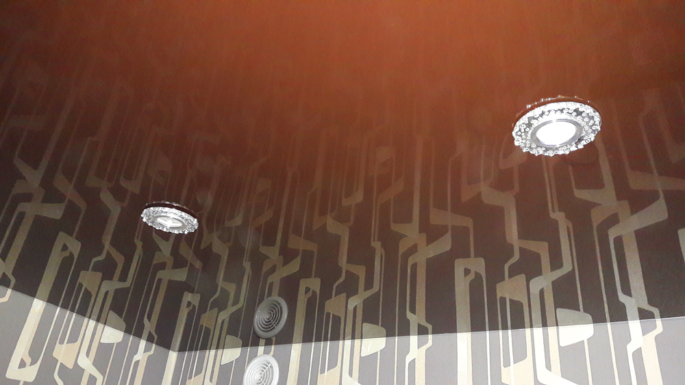 Точечные светодиодные светильники на натяжном потолке в Волоколамске